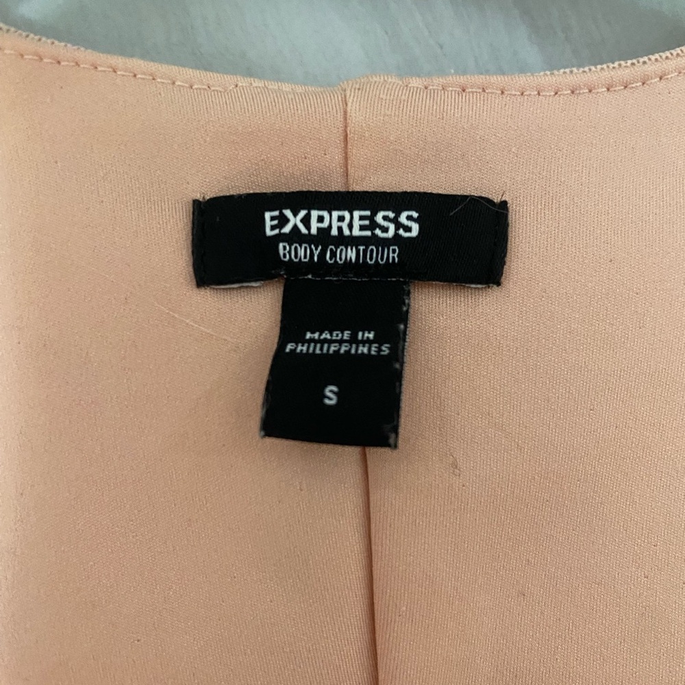 Express Peach Ruched Blouse - Picture 4 of 4